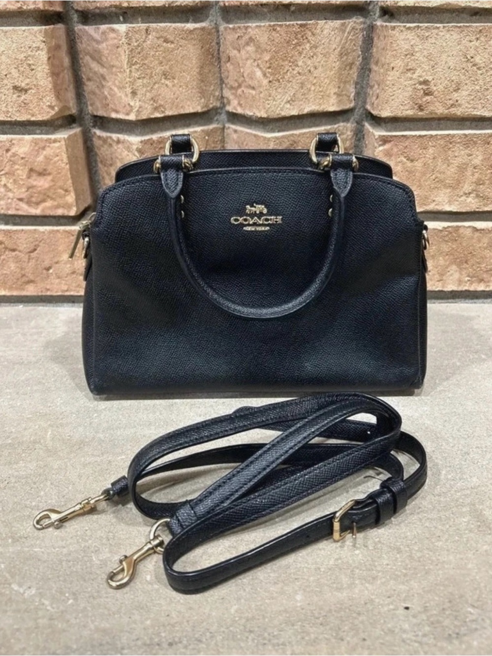 Coach Mini Satchel Crossbody Black Pebbled Leather Gold Hardware Removable Strap